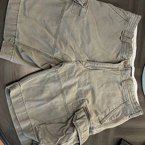 Army green Ralph Lauren cargo shorts 38